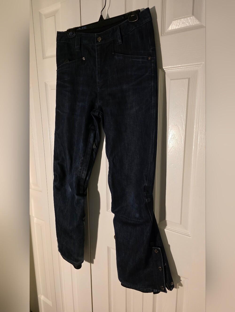 Nikita Snow Jeans Snowboard Pants Medium Dark Wash Vented Ski Pants - Picture 3 of 16